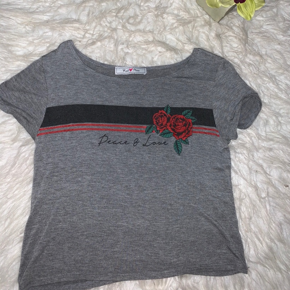 graphic top